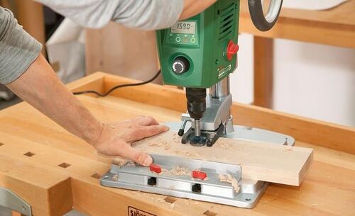 Настолна бормашина Bosch 710 W 2 скорости