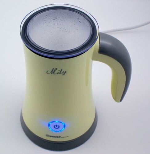 Пенообразувател за мляко 450W First FA-5440