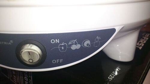 Уред за изсушаване на плодове и зеленчуци First FA-5125-1 250 W