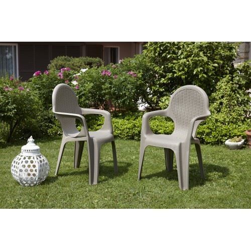 Пластмасов стол Ira