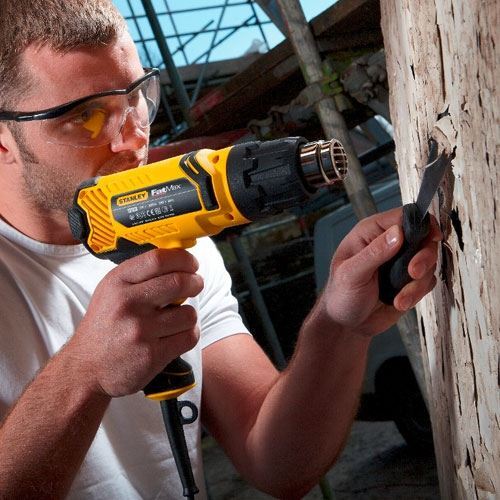 Пистолет за топъл въздух Stanley FME670K 2000 W