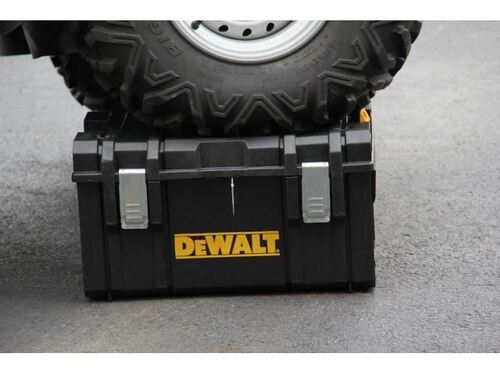 Пластмасов куфар за инструменти 35 л DeWALT DS300