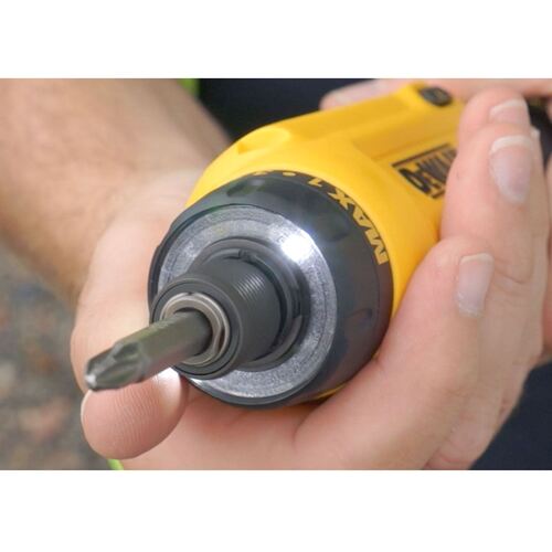 Акумулаторна отвертка с жироскопично действие Dewalt DCF680G2