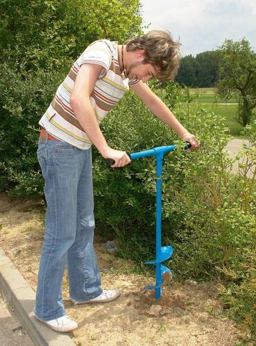 Ръчно свредло за пробиване на дупки в земята Ф 150 мм GÜDE