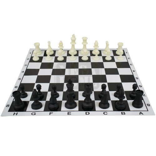 Шах с игрално поле от картон Maxima в картонена кутия