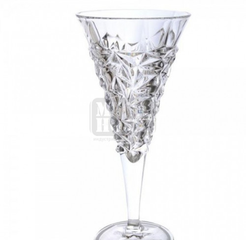 Чаши за вино 6 броя Bohemia Glacier 250 мл.