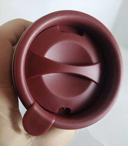 Термо чаша с гумиран пръстен и капак Елеком EK 16QB