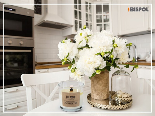 Ароматизирана свещ Bispol в кутия с дървен фитил