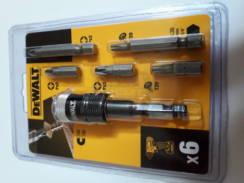 Комплект магнитен адаптор и битове Dewalt DT71514