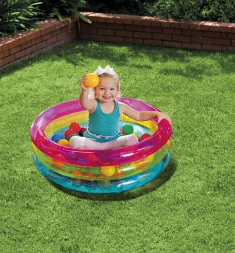 Надуваем детски център за игра с топки Intex