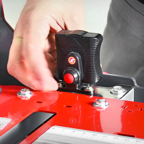 Нивелир Rubi за работна маса за отрезна машина