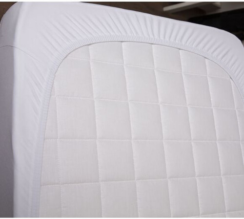 Памучен непромокаем протектор с ластик TED Джърси