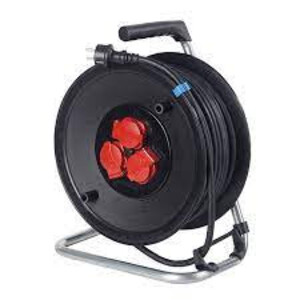 Макара за кабелен удължител Schwabe 3 гнезда Макара за кабелен удължител Schwabe 3 гнезда