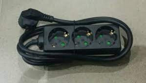 Eлектрически разклонител Schwabe 3 гнезда, 1.4 м.