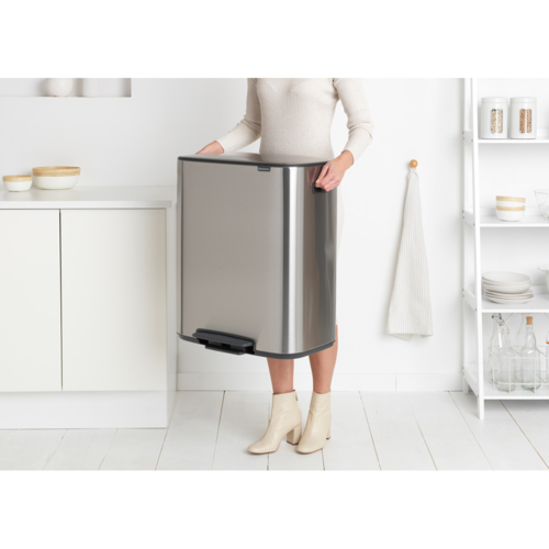 Кош за смет Brabantia Bo Pedal 60 л Matt Steel Fingerprint Proof