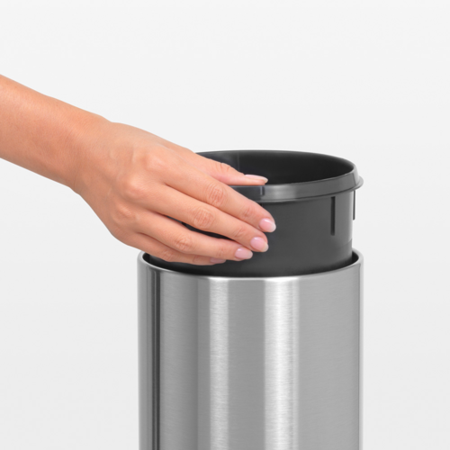 Кош за смет Brabantia Touch Bin 3 л Matt Steel Fingerprint Proof