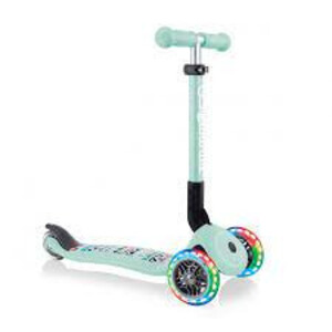 Сгъваема тротинетка със светещи колела Globber Junior Fantasy Сгъваема тротинетка със светещи колела Globber Junior Fantasy