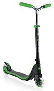 Тротинетка с T-образна кормилна рамка Globber Flow 125 Light Тротинетка с T-образна кормилна рамка Globber Flow 125 Light