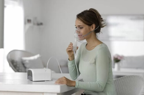 Компресорен инхалатор за деца и възрастни Medisana IN 520