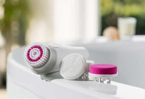 Почистваща четка за лице Medisana FB 885