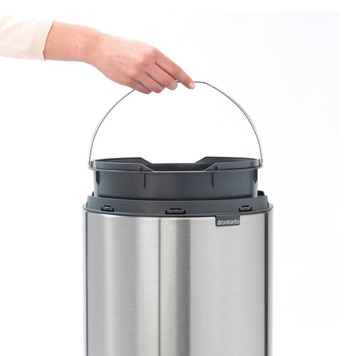 Кош за смет Brabantia Touch Bin New 30L White