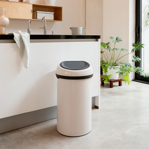 Кош за смет Brabantia Touch Bin 60L Soft Beige