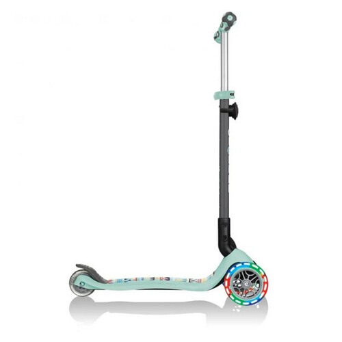 Сгъваема тротинетка Globber Go Up Deluxe Fantasy Lights