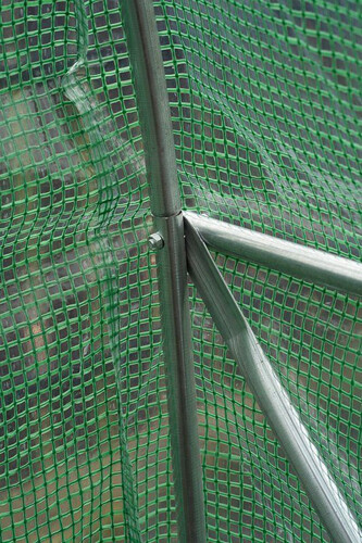 Оранжерия от полиетилен с височина 2 м