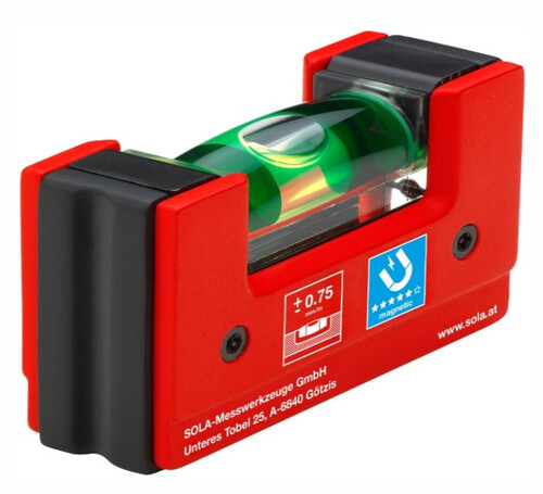 Мини пластмасов нивелир с магнит и клипс Sola Go Мagnetic