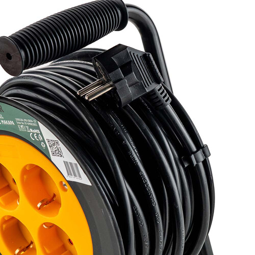 Удължител с макара 15 метра, 4 гнезда, 1.5mm²