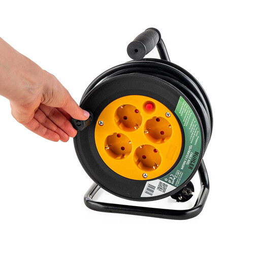 Удължител с макара 15 метра, 4 гнезда, 1.5mm²