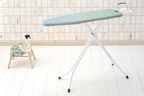 Маса за гладене Brabantia A 110x30cm с поставка за ютия Soothing