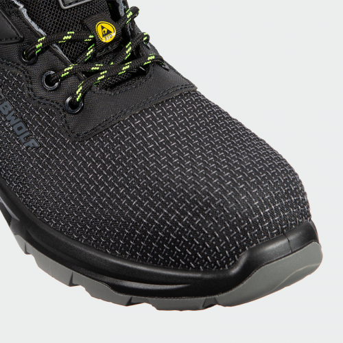 Ниски работни обувки BWOLF SKYLER S3S – Черен цвят