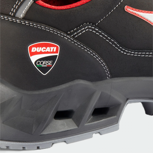 Ниски работни обувки Diadora SHARK ENGINE LOW S3S – черни