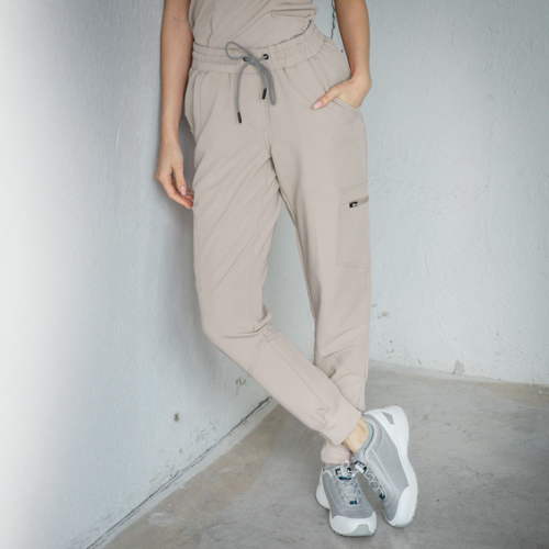 Медицински панталон Bwell RICCI - пясък