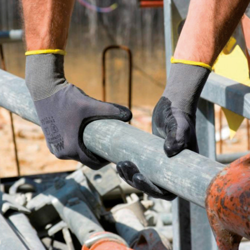 Нитрилни ръкавици Mapa ULTRANE 553 - черни