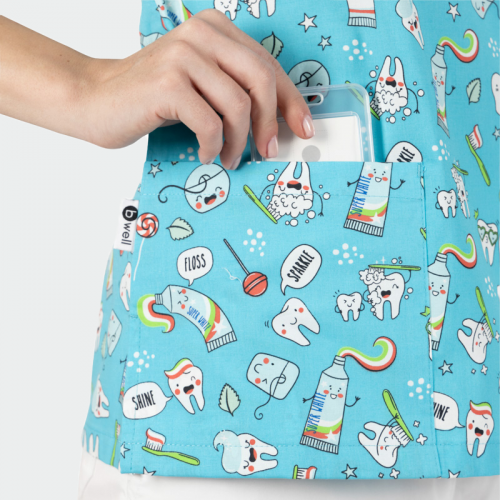 Медицинска туника Bwell BAMBINA - принт сини зъби