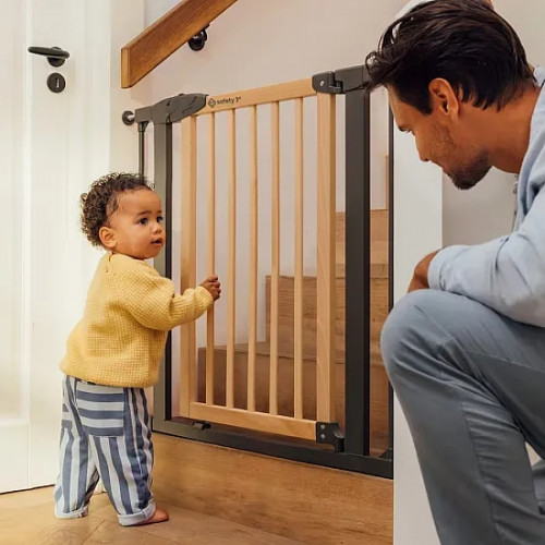 SAFETY 1st Simply Close – универсална предпазна преграда