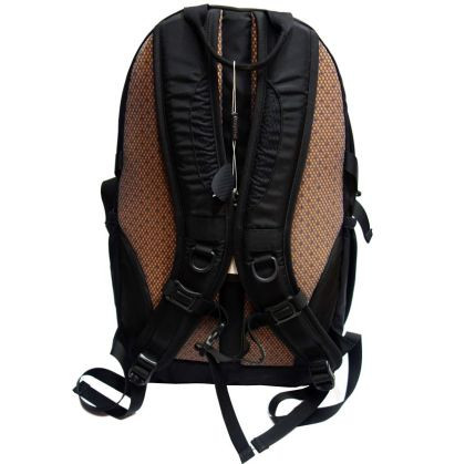 Градска раница ONE POLAR Черна, 18L, с анатомичен гръб