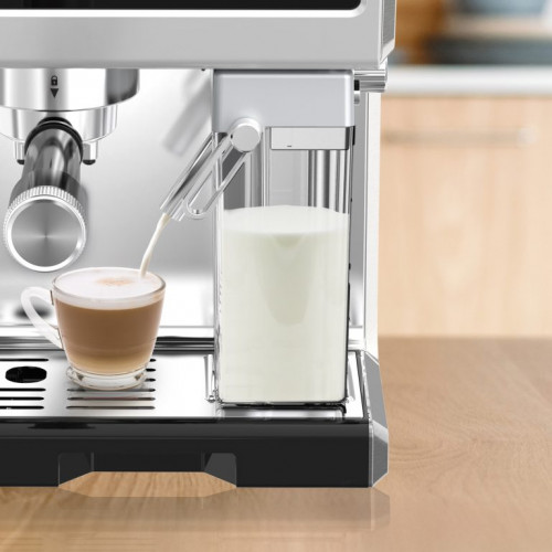 Еспресо кафемашина R-98080 с двоен бойлер