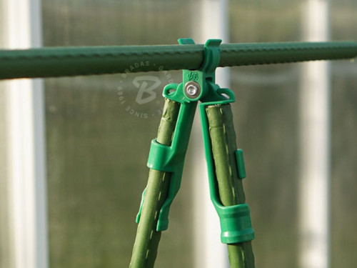 Регулируеми конектори за колчета за растения Ф16мм х 3 бр