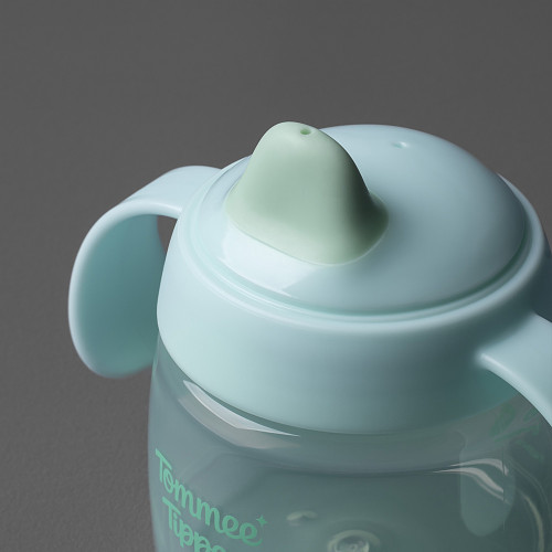 STARTER SPOUT НЕРАЗЛИВАЩА СЕ ЧАША С МЕК НАКРАЙНИК И ДРЪЖКИ 150мл