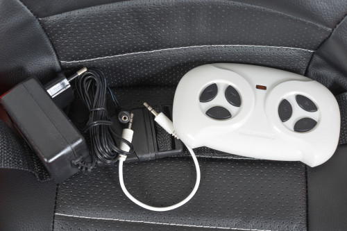 Акумулаторна кола Mercedes AMG GTR - цвят червен 011