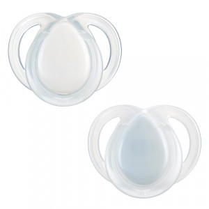 Залъгалки 0-6 месеца (2 бр.)Tommee Tippee Night Time бял и син