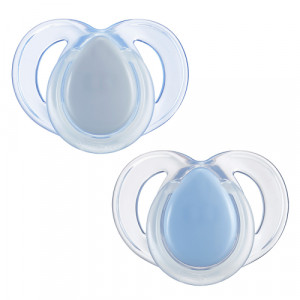 2 бр. залъгалки Tommee Tippee Night Time 6-18 м-бяло и синьо