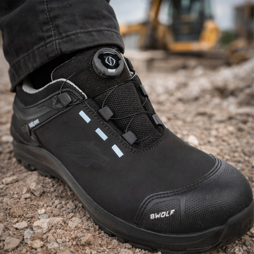 Работни обувки BWOLF DEFENDER FIT S3S с композитно бомбе